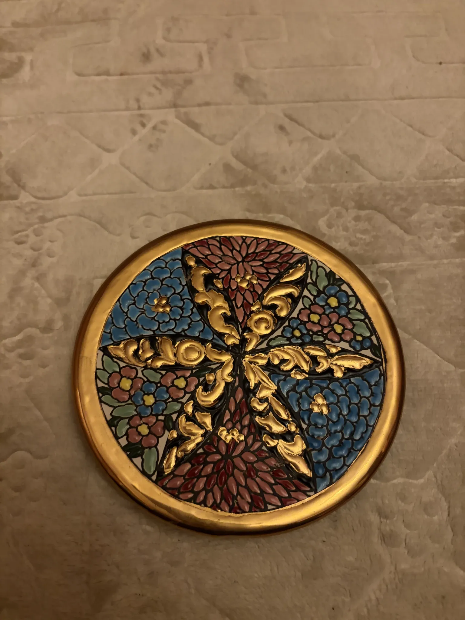 ceramic plate glazed and gilded with 24-carat gold