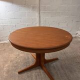 Baumann dining table