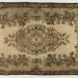 Anatolian handmade vintage rug 281 cm x 168 cm