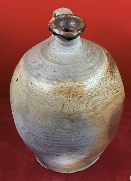 Terracotta cradle from the 19th century.