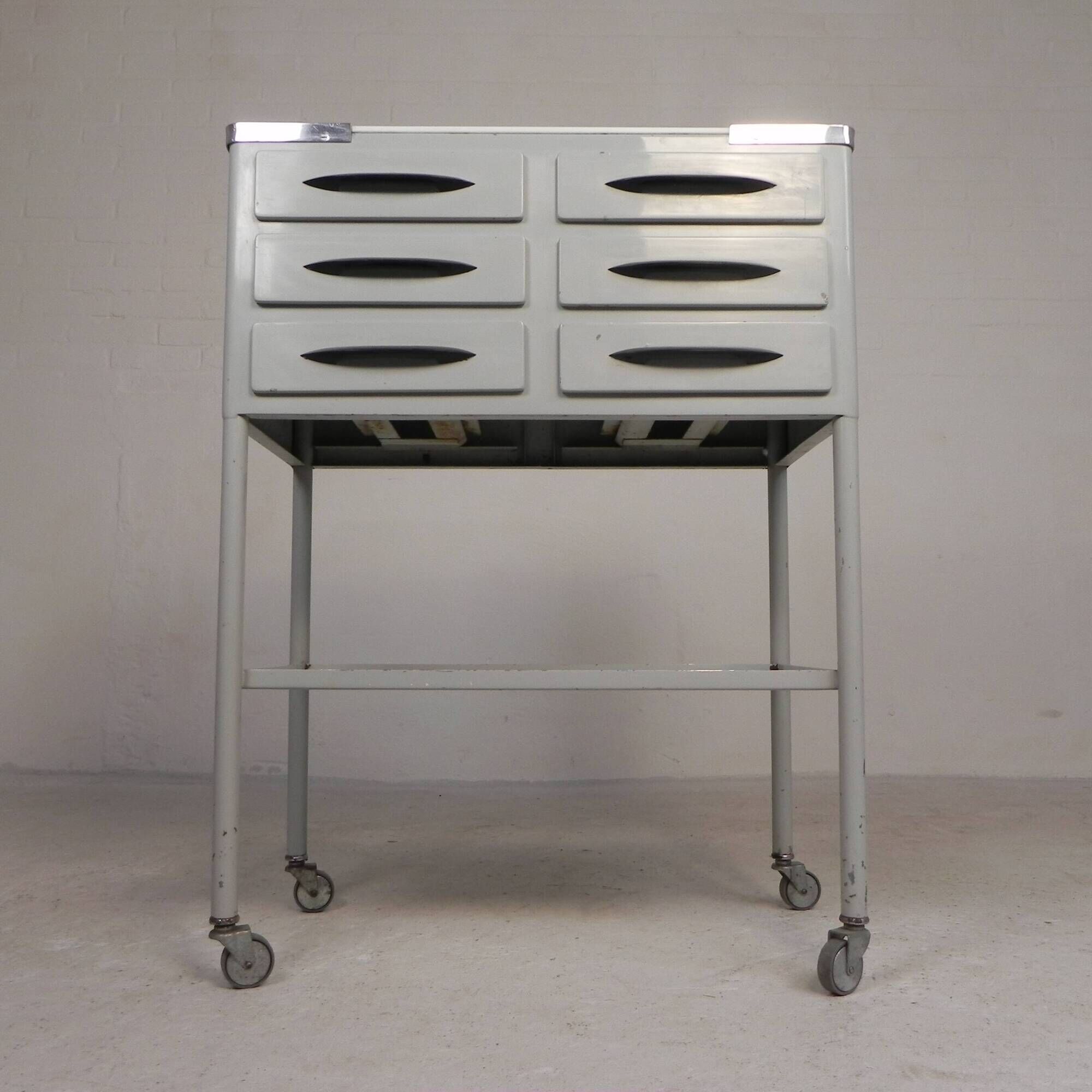 Cabinet dentaire en acier, unité à 6 tiroirs, années 1950