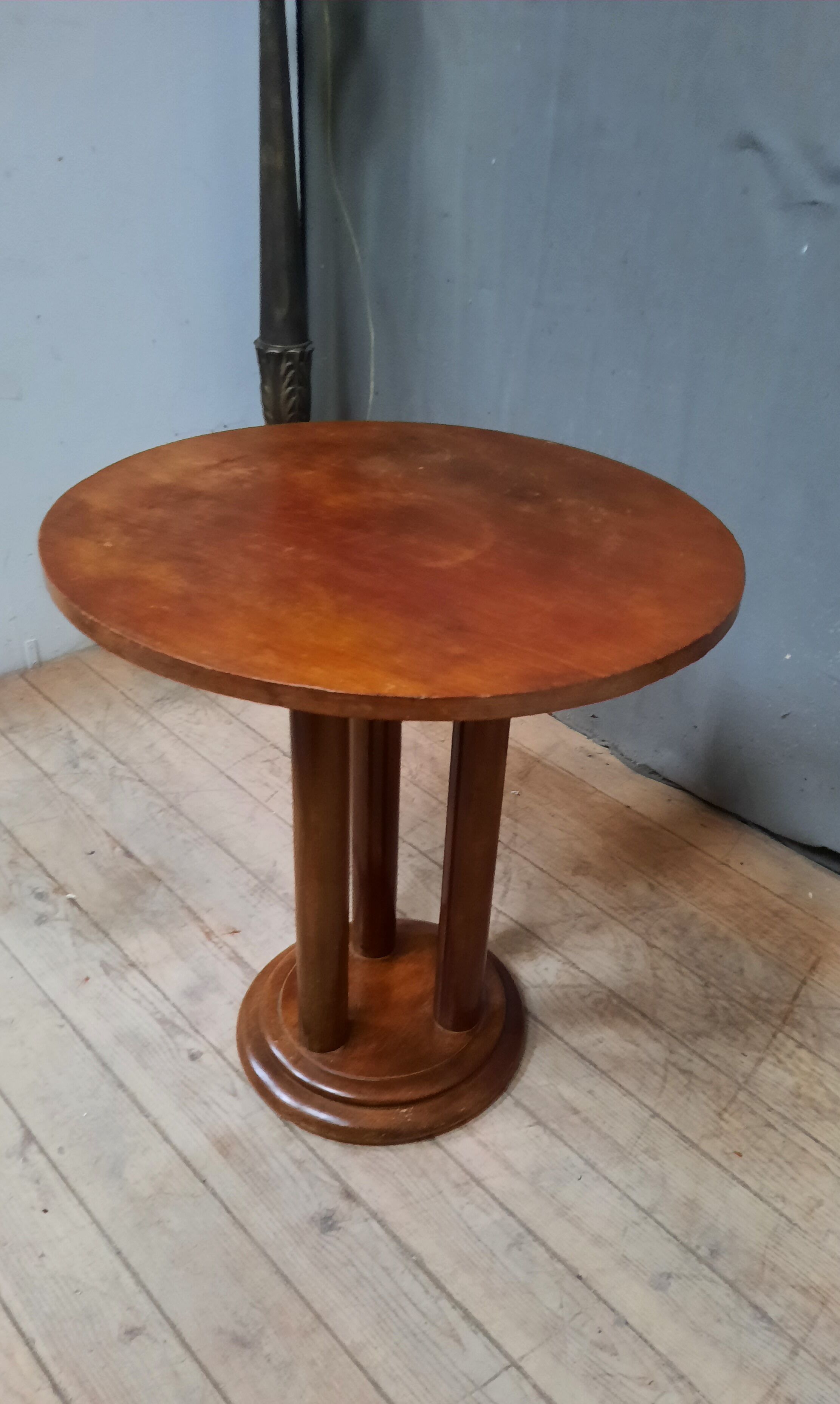 Gueridon of the 1930s