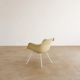Fauteuil en fibre de verre eames par herman miller avec base lax blanche