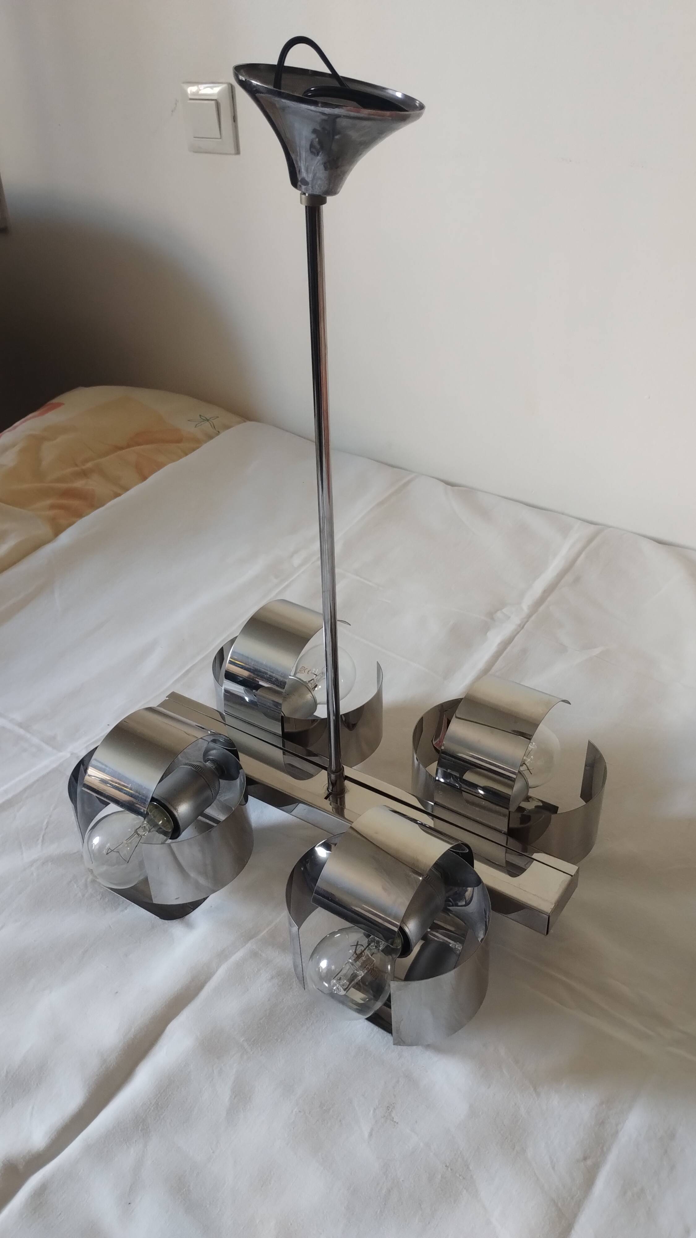 Space Age 3-light chandelier in chrome metal, 1970s