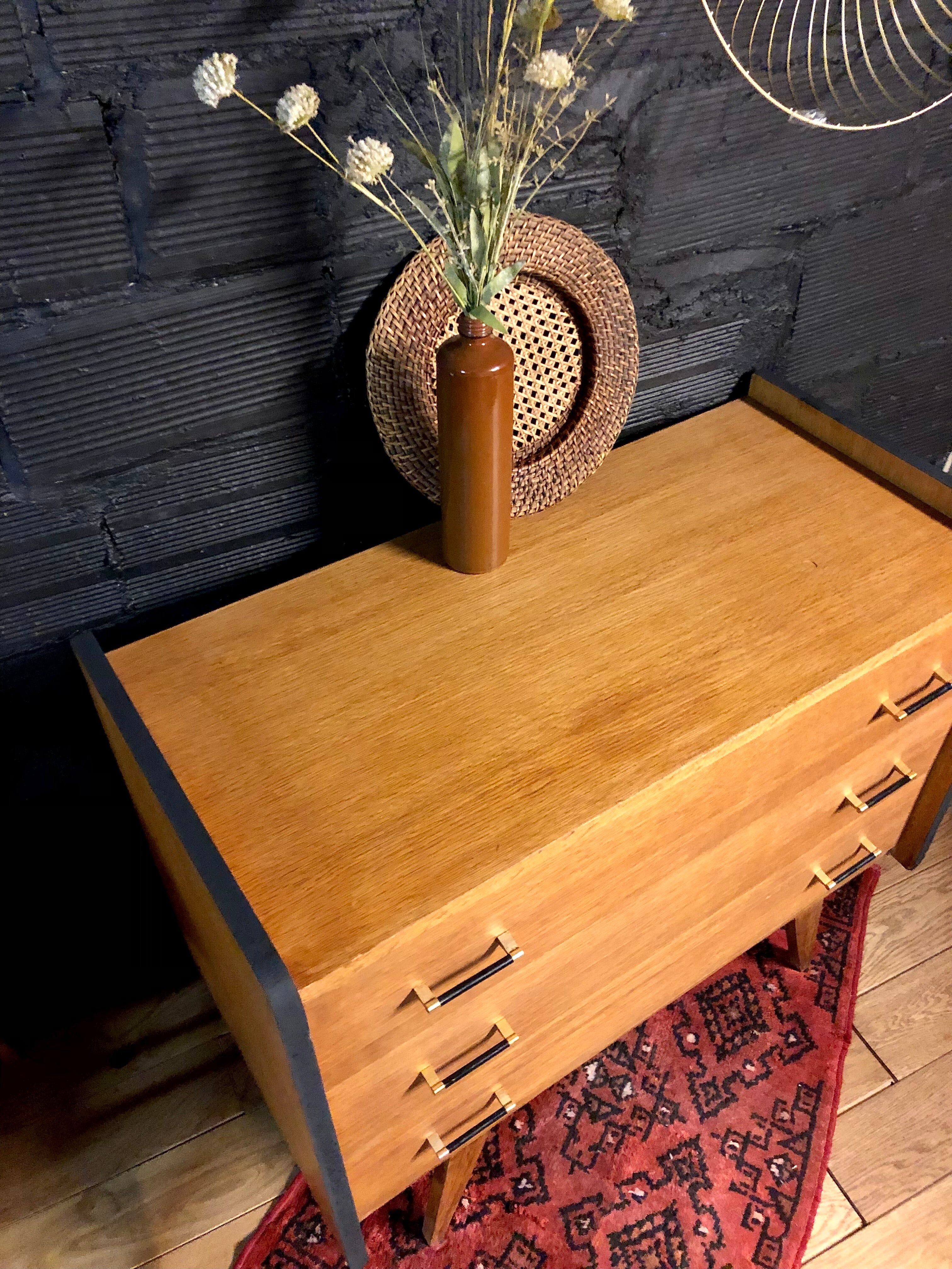 Vintage dresser compass feet