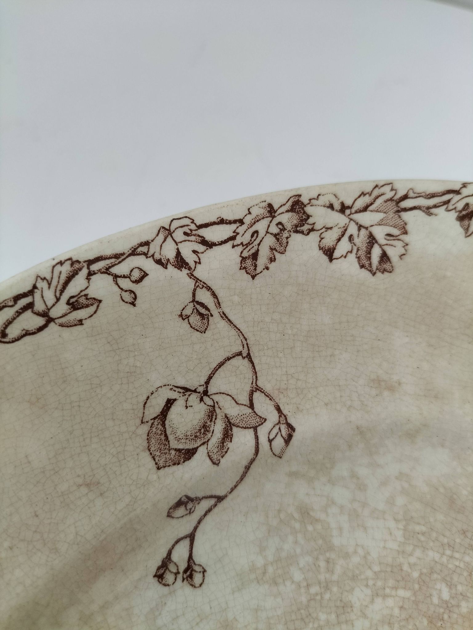 Antique pedestal plate – KG Lunéville – “Printemps” model – circa 1875