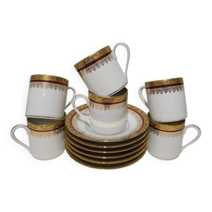 6 tasses à café signées