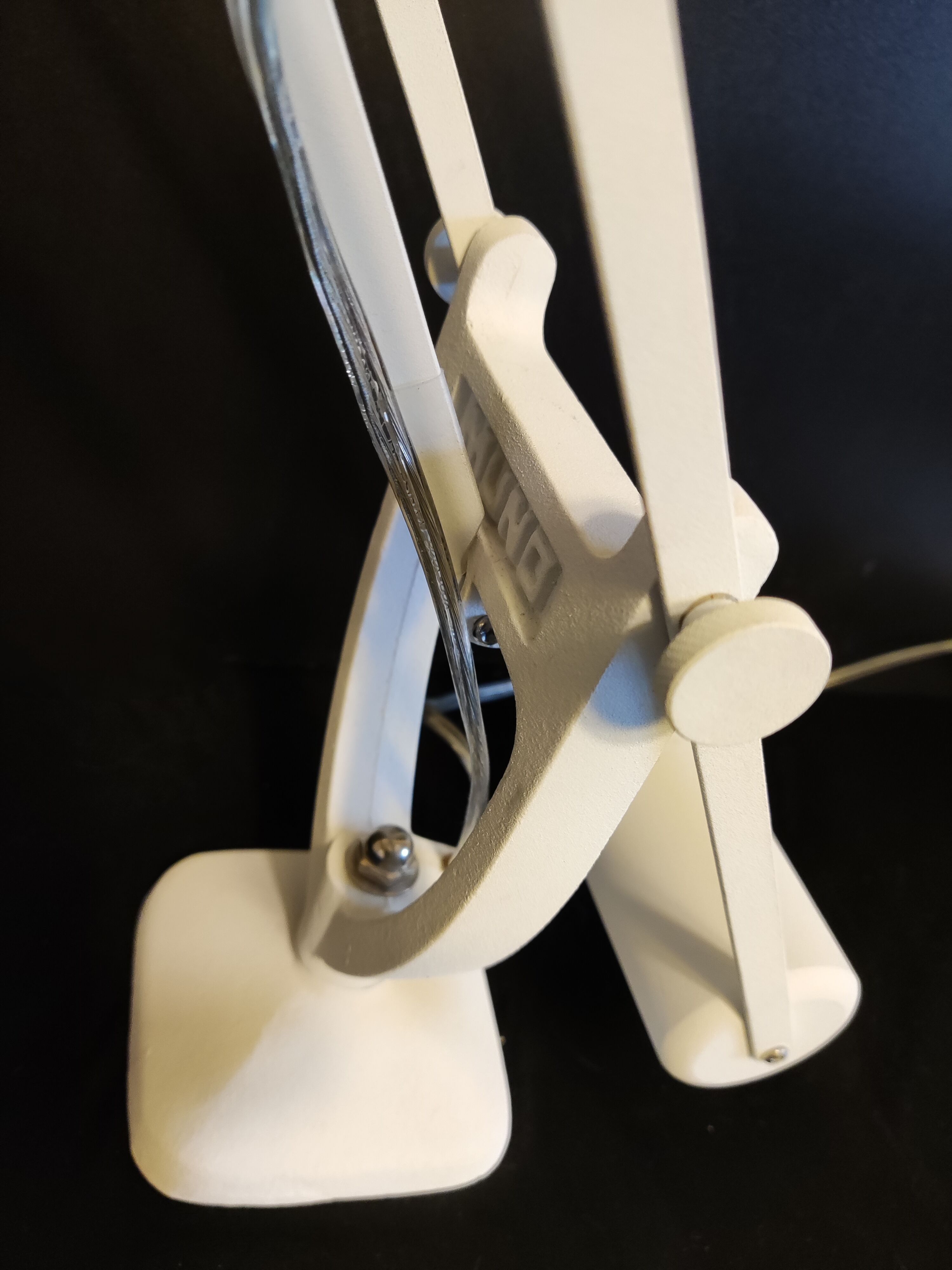 Muno industrial lamp