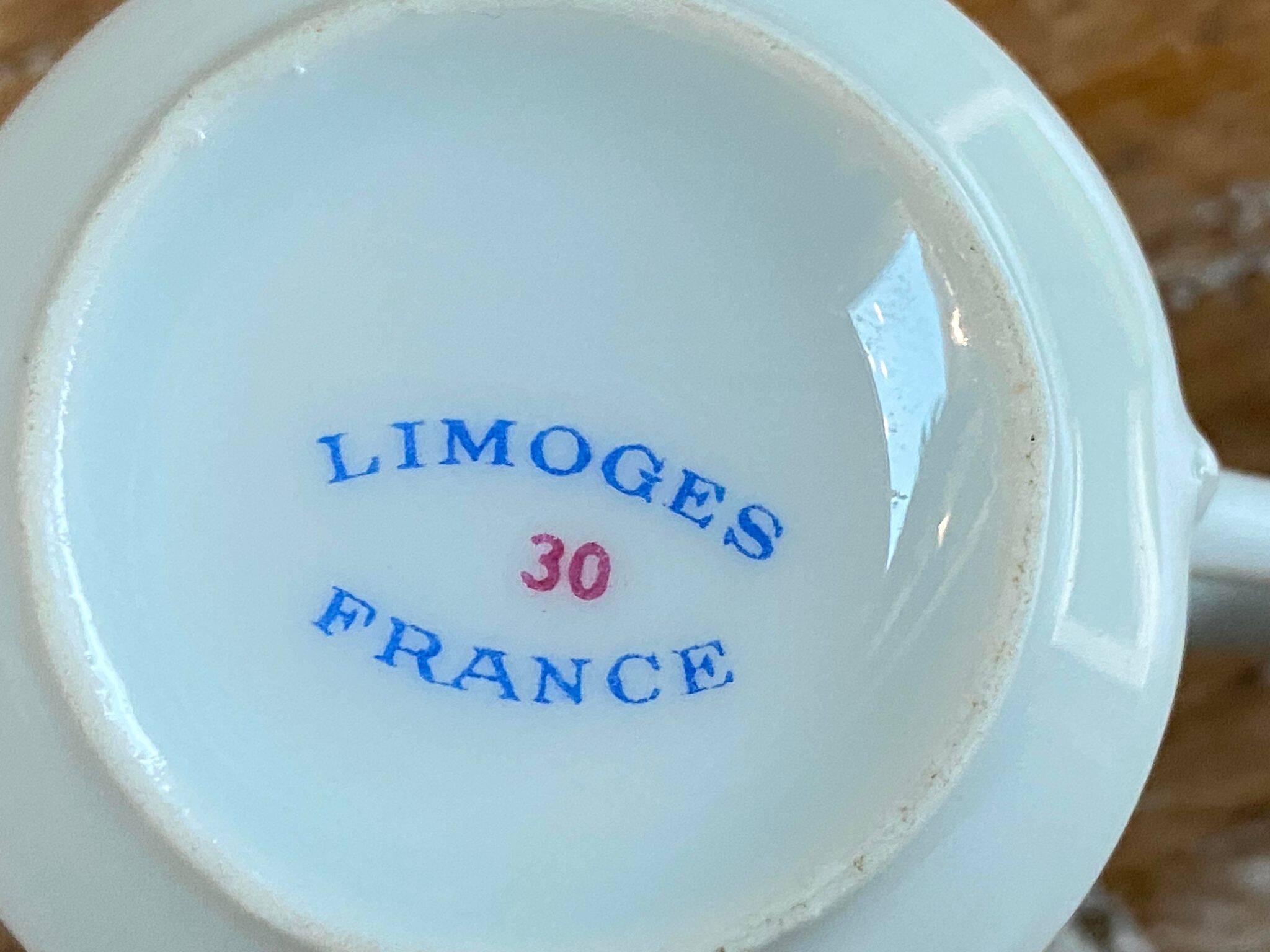 Set of 2 Istanbul and LImoges porcelain cups decorated with small blue flowers