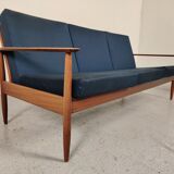 Canapé scandinave en afromosia années 60