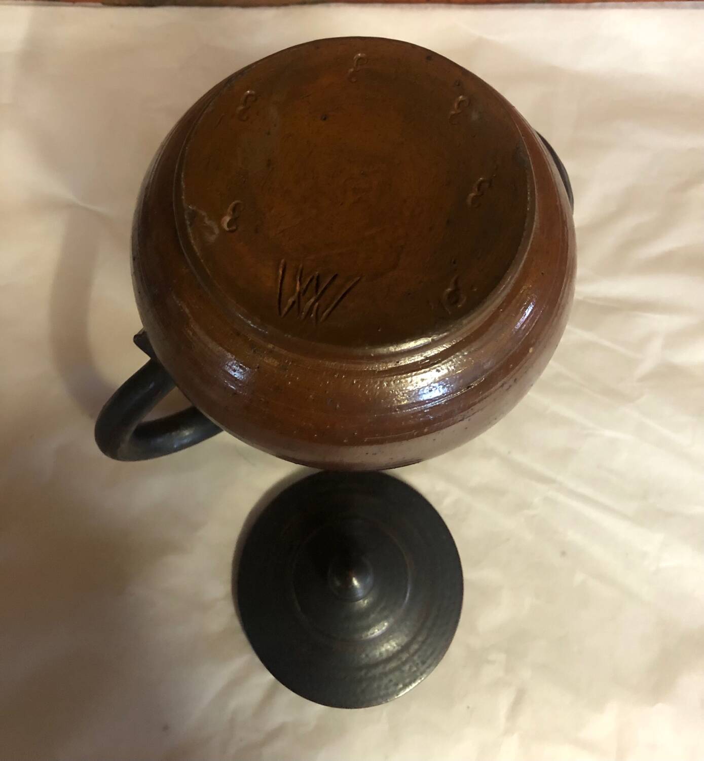 Teapot Valley Wieselthier in terracotta