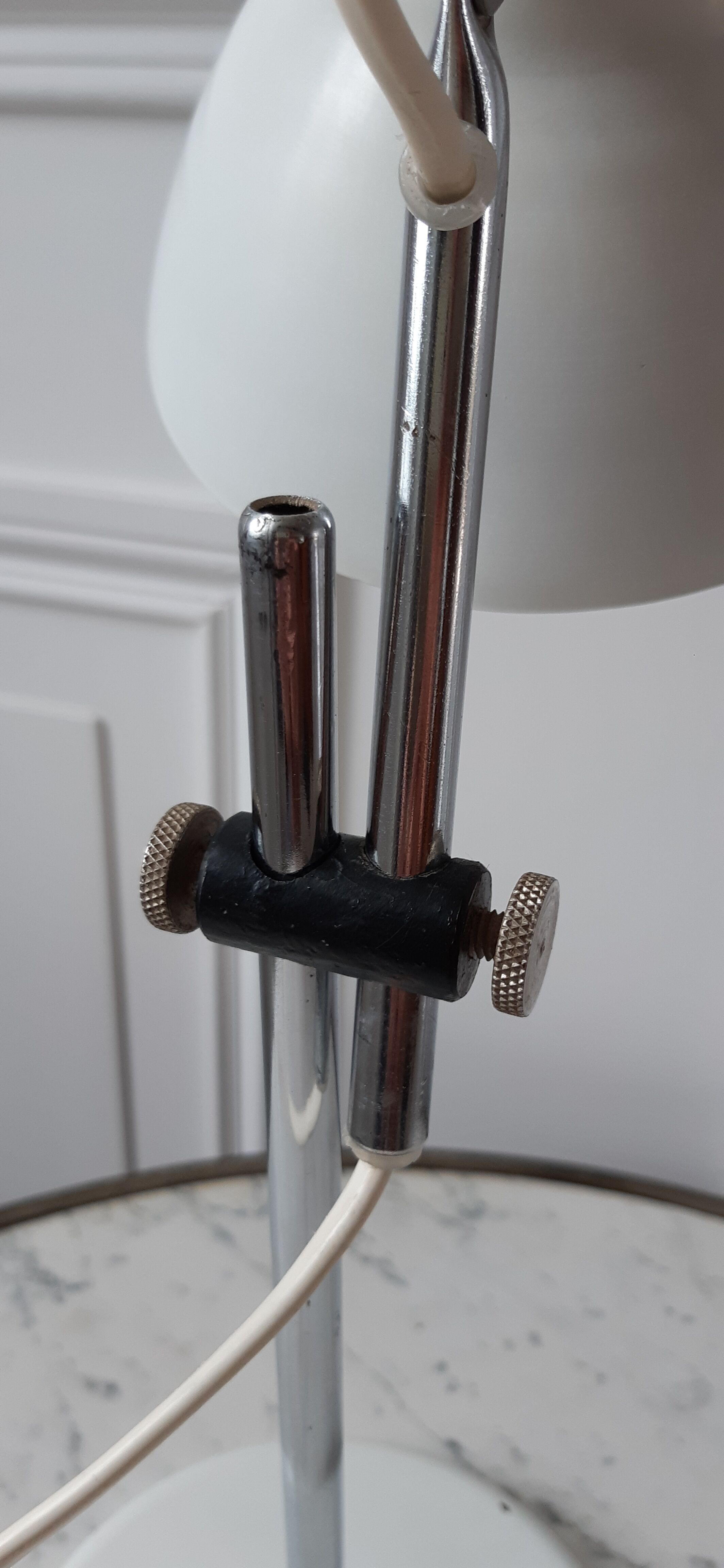 White articulated lamp 70s