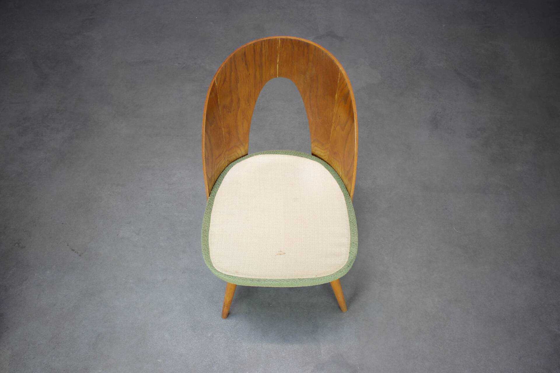Chair by Antonín Šuman for Tatra Nábytok, Czechoslovakia, circa 1960