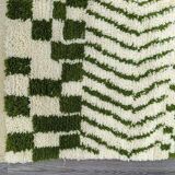 Traditional handcrafted Berber rug, size 100 x 200 cm