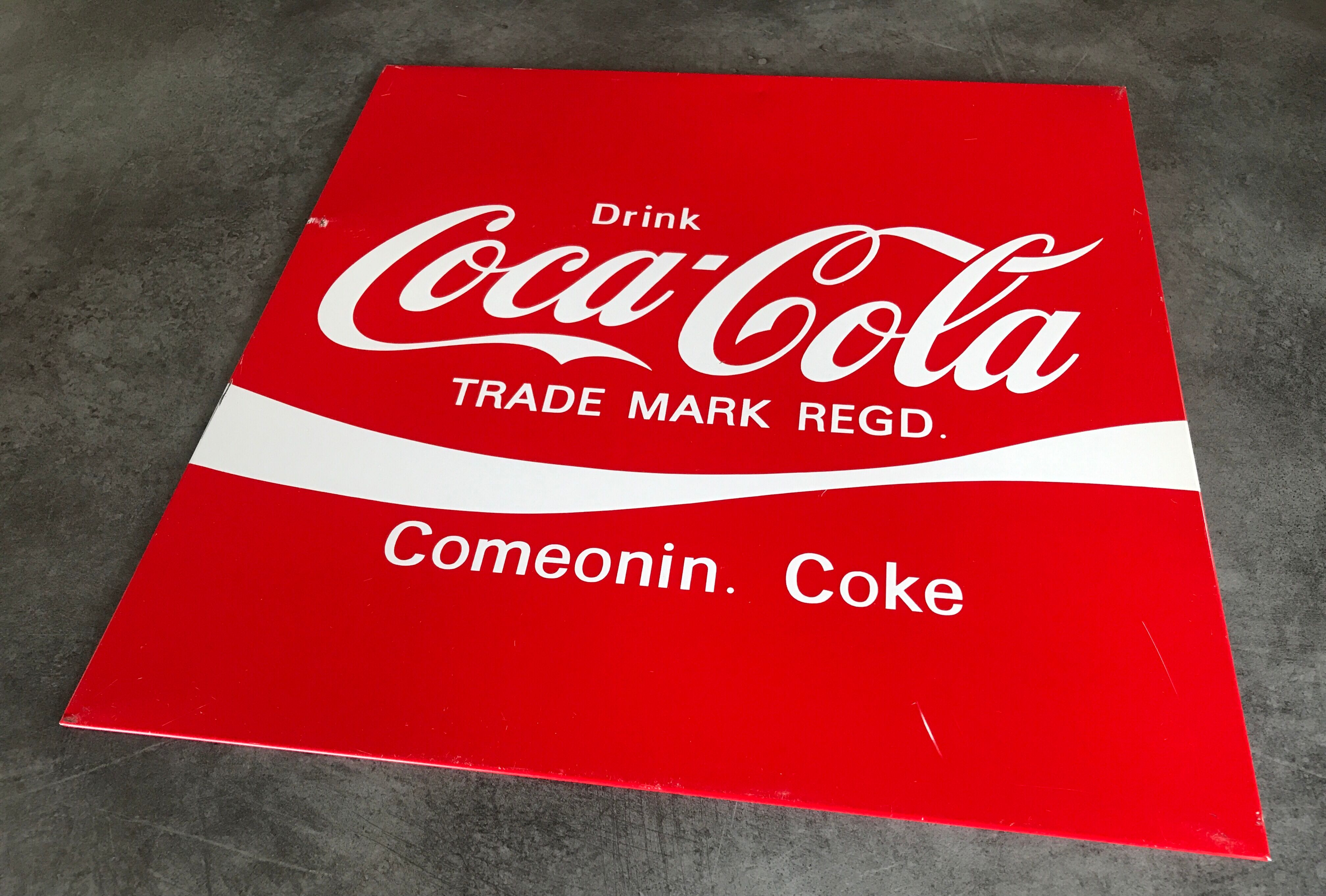 Wall plate metal pub vintage coca-cola drink deco red / white