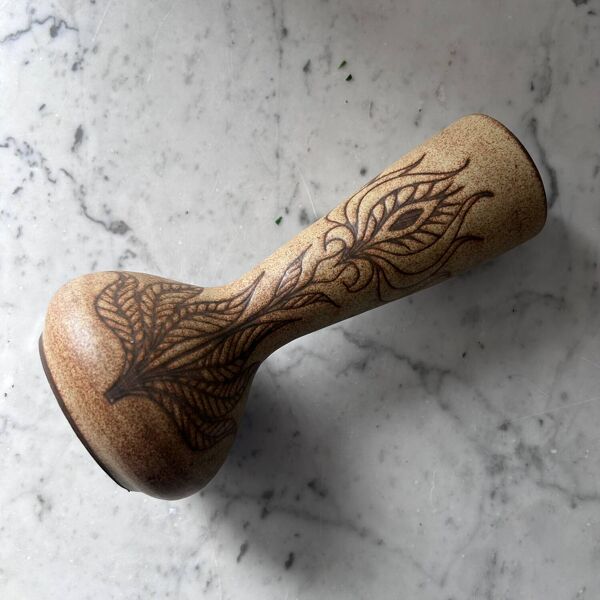 Vase en grès Vallauris signé