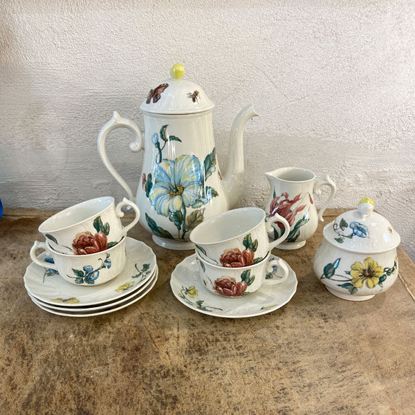 Tea or coffee service Villeroy and Boch model "bouquet"