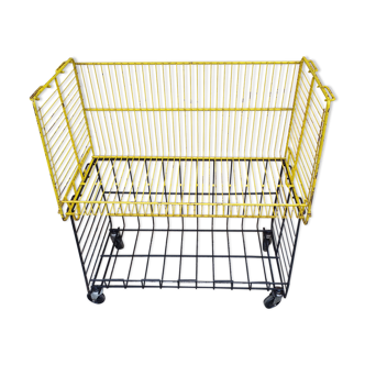 Postal sorting trolley