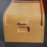 Plug box with drop-down pane 36 x 24 cm