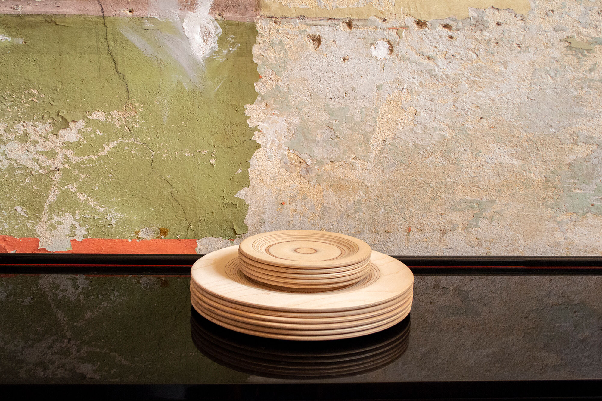Set of birch wood plates by Eero Saarinen for Keuruu 60s