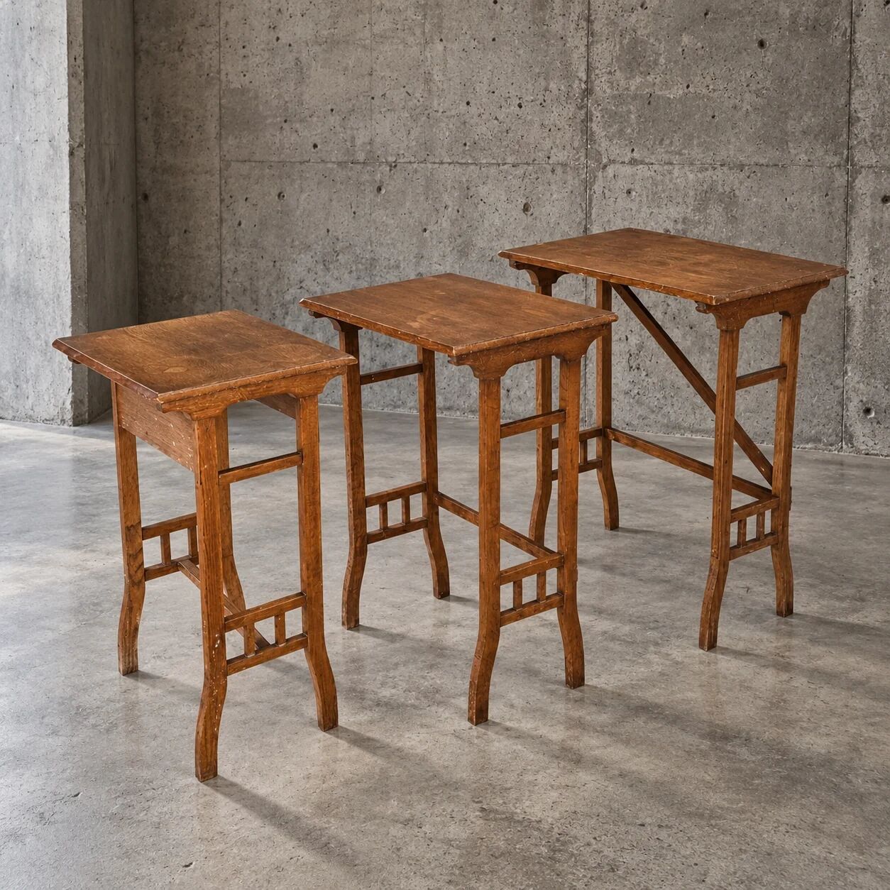 3 x nesting tables / nesting set / arts and crafts / 1950s