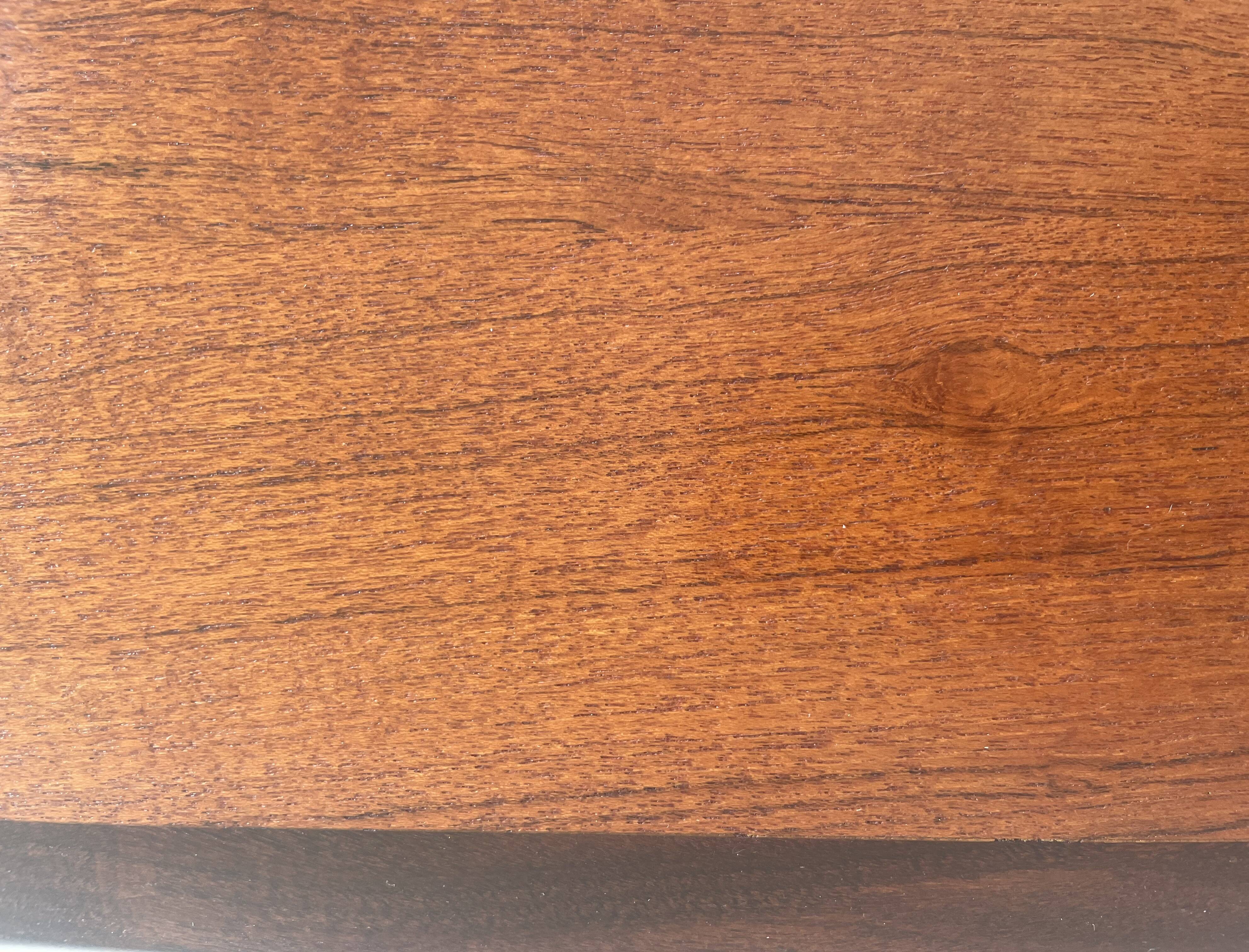 Milaan extendable dining table by Louis van Teeffelen for Wébé