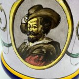 Cache pot ancien à décor d'homme ancien faience de Choisy Le Roy