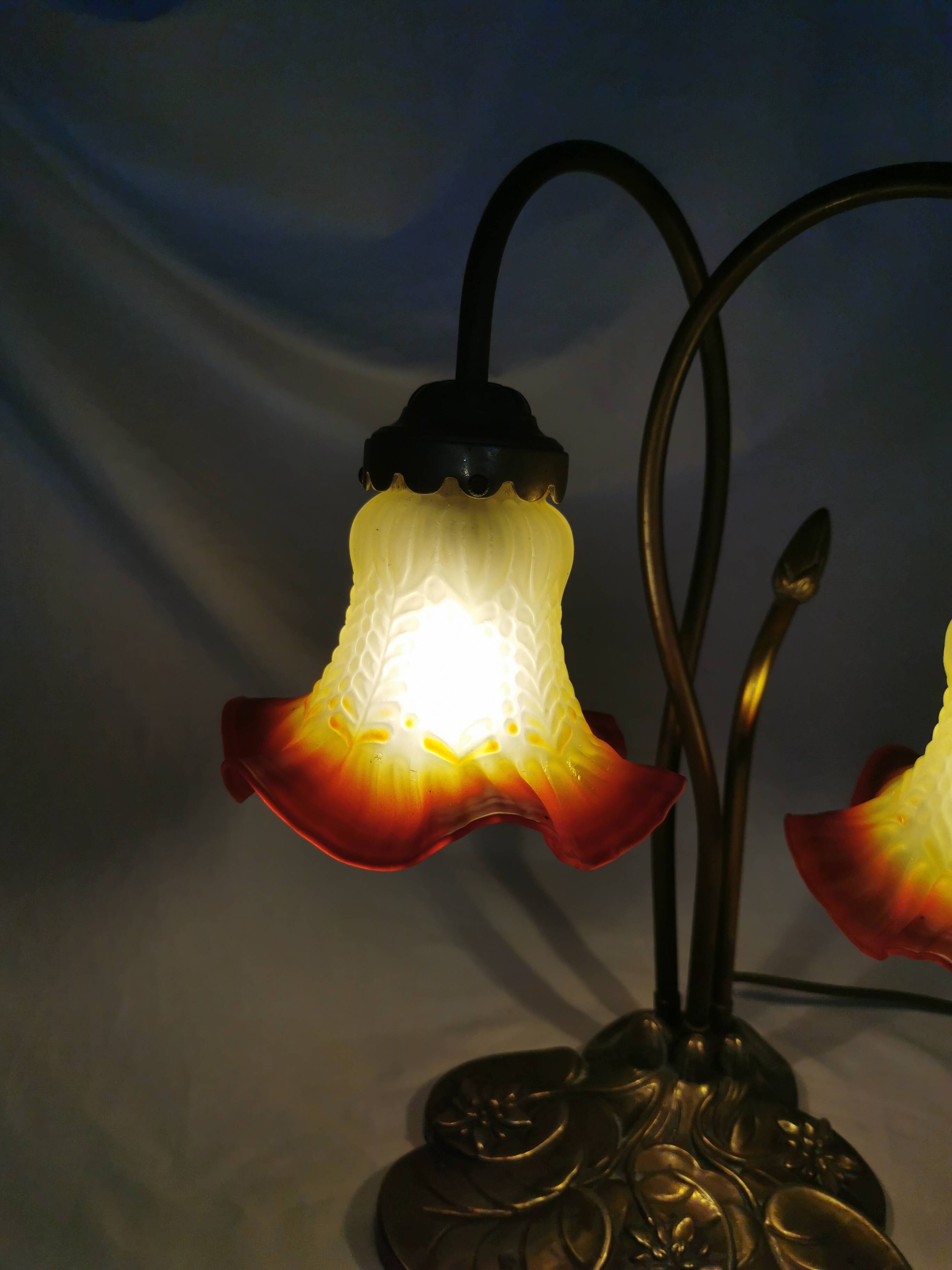 Brass water lily lamp and glass paste tulip, double, art nouveau style.