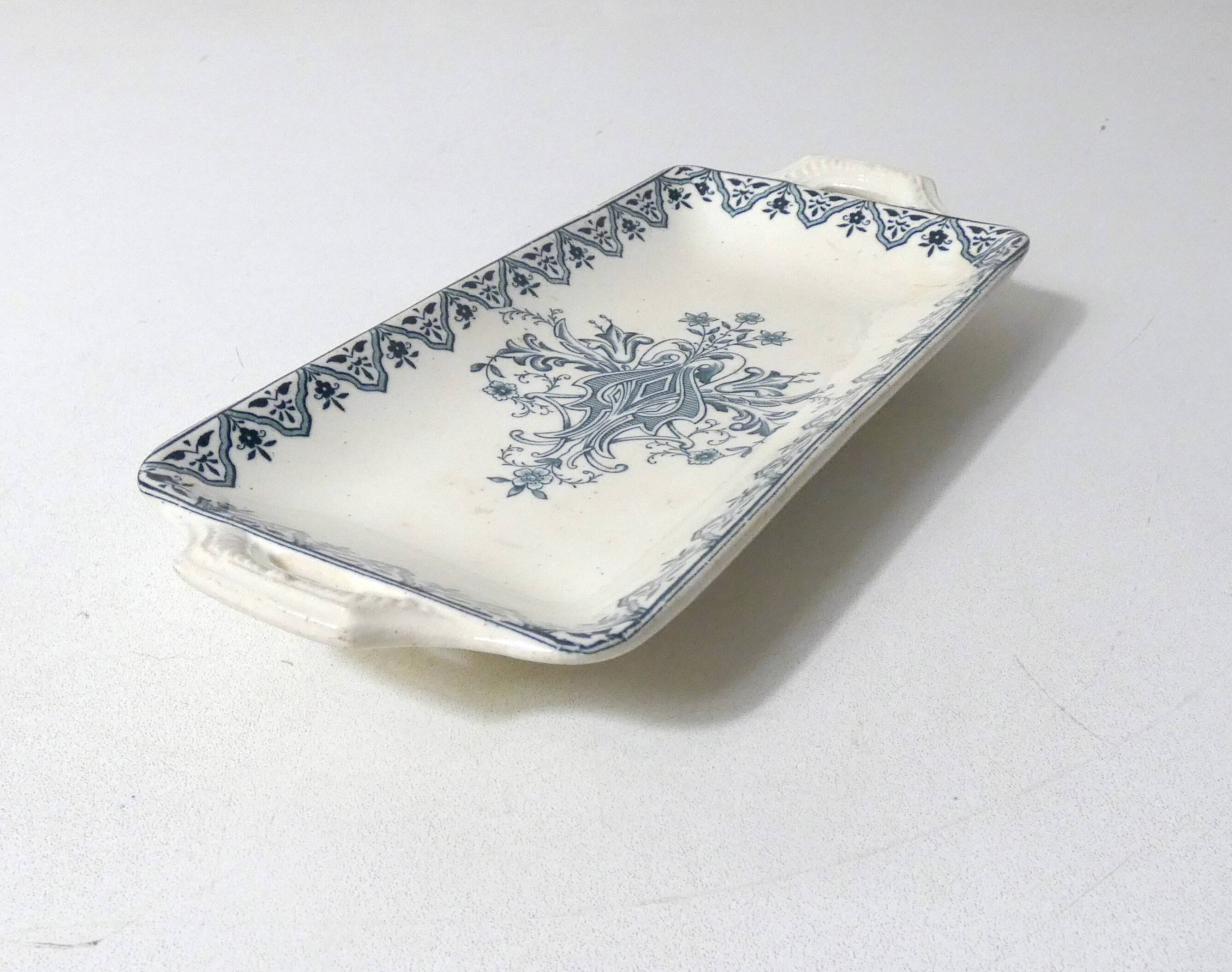 Iron earth tray alhambra salins art deco