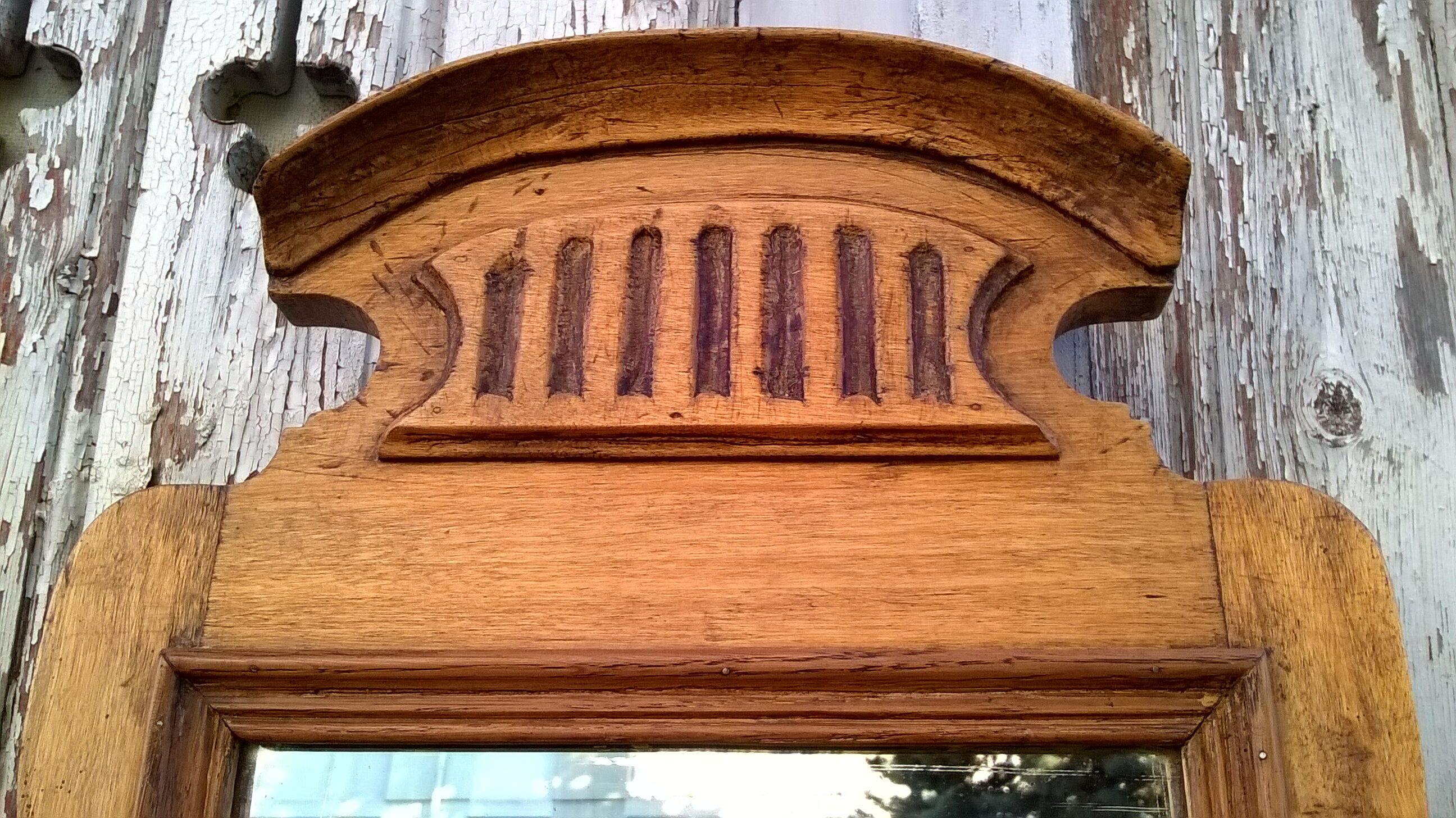 Toilet furniture 1900