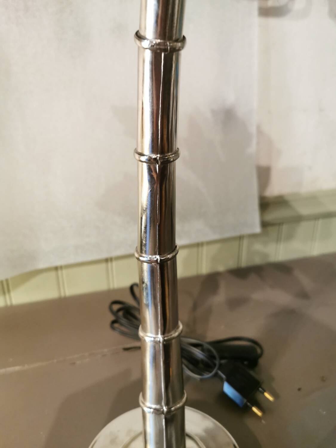 Nickel silver palm lamp