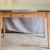 Efji extendable table form the 50s