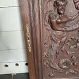 Ancienne porte en bois sculpté en chêne