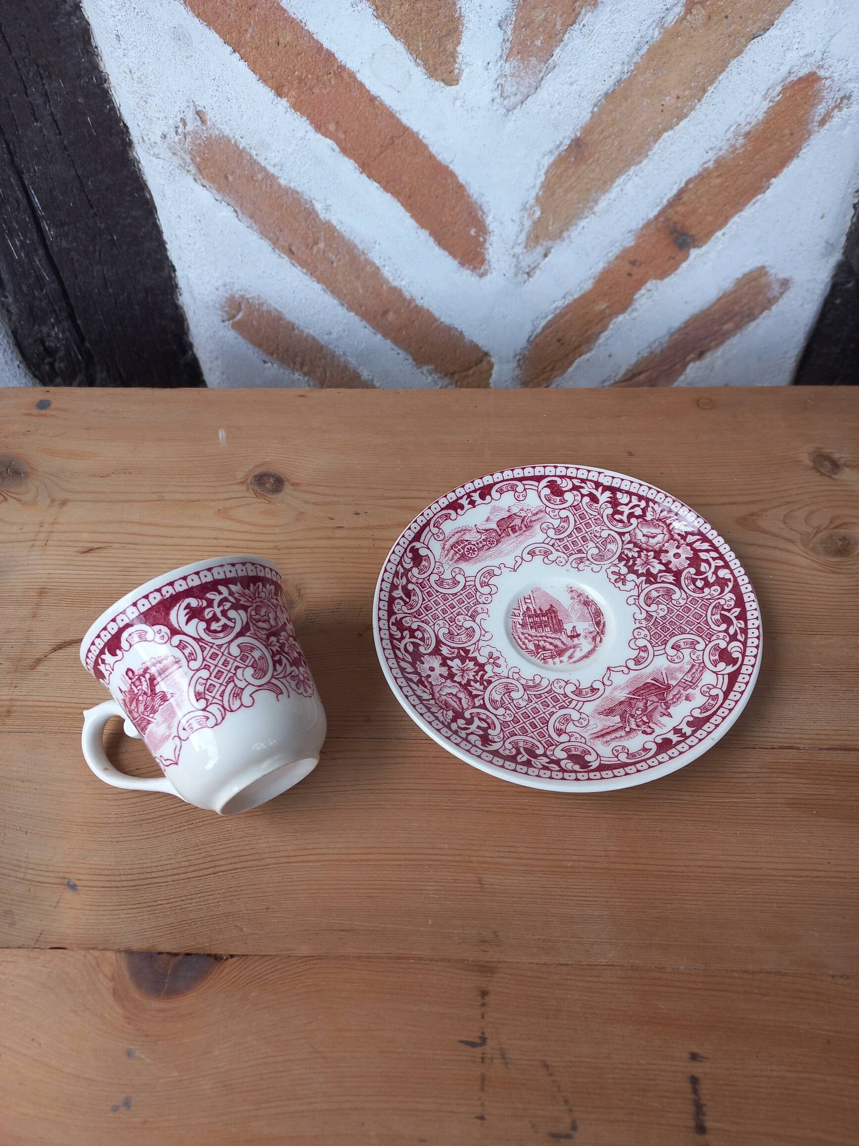 Coffee cup and saucer