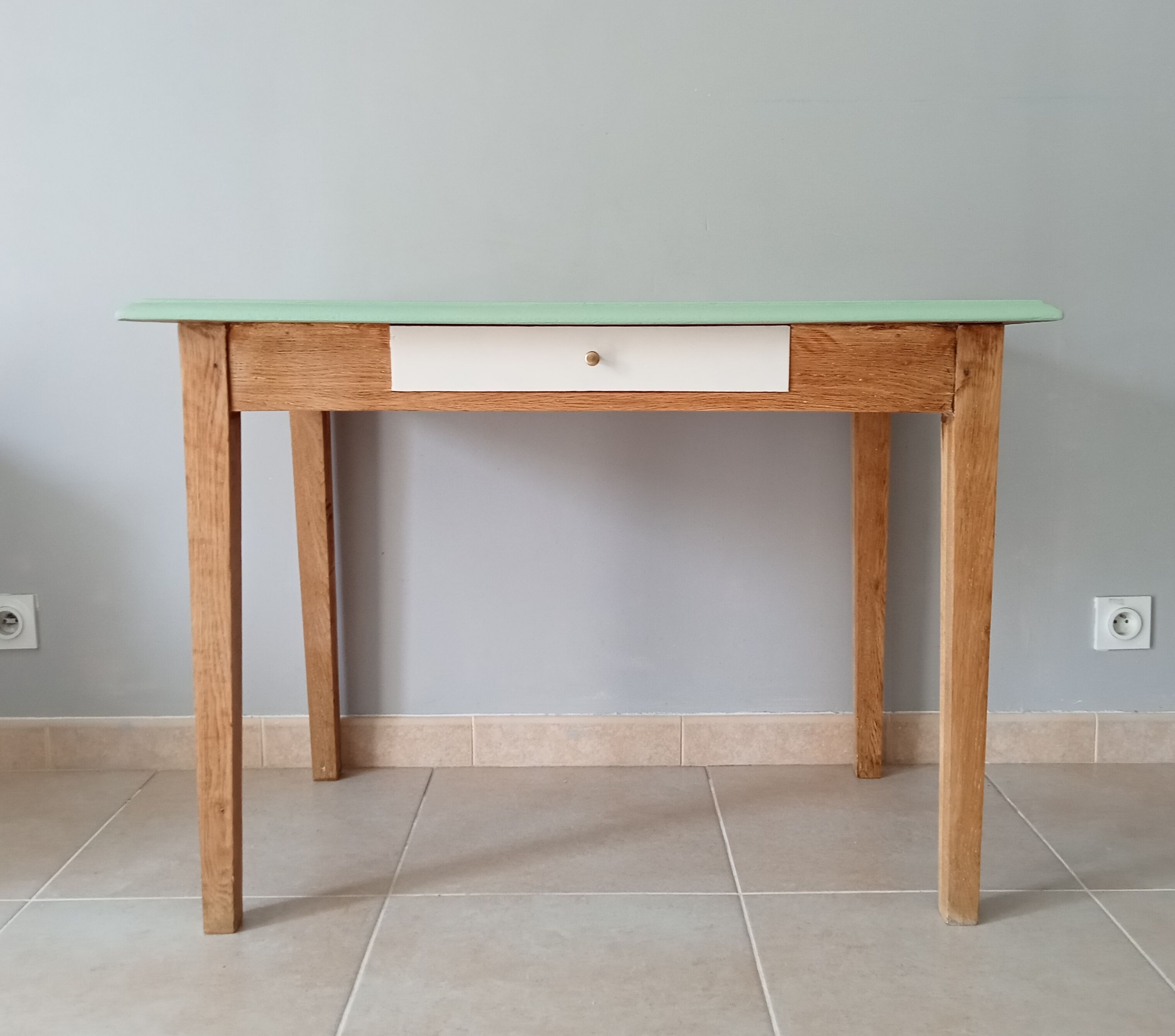 Solid oak farmhouse table 30/40s