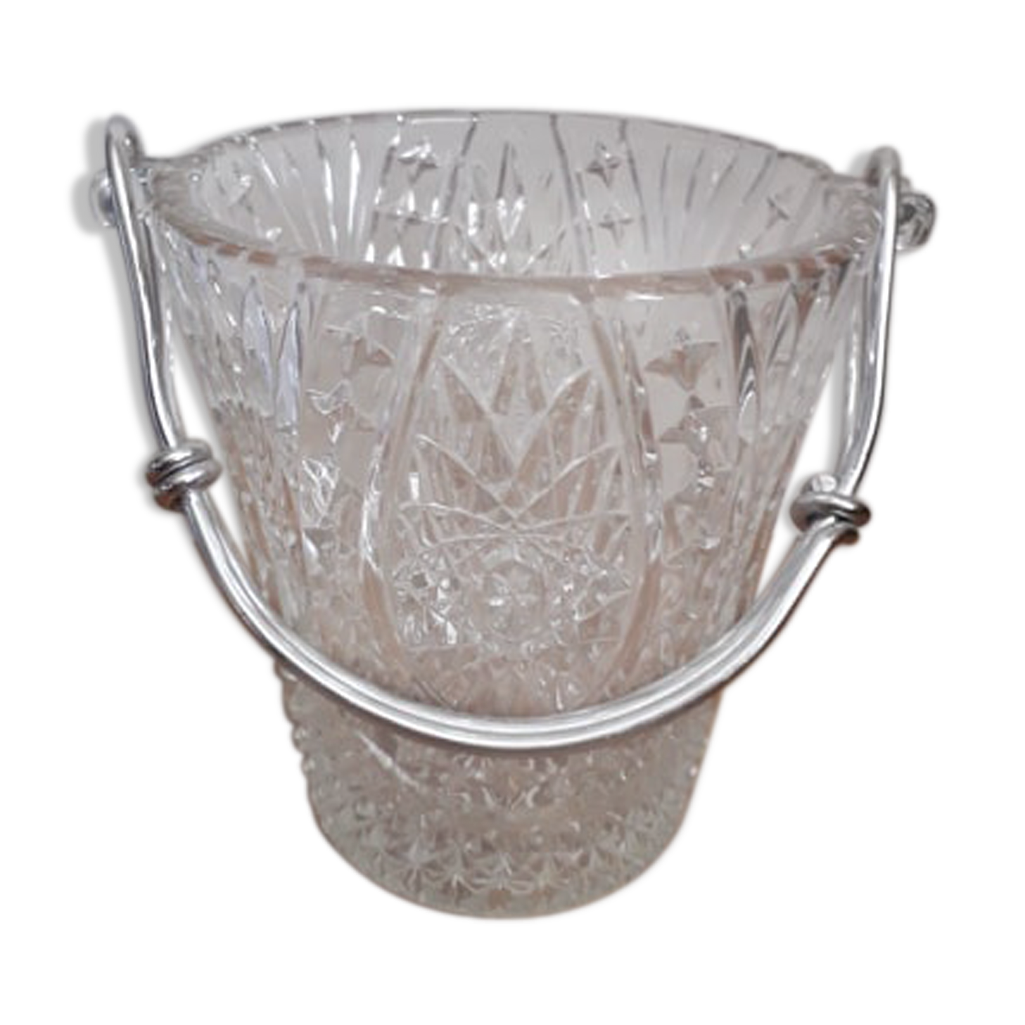Ice bucket in crystal