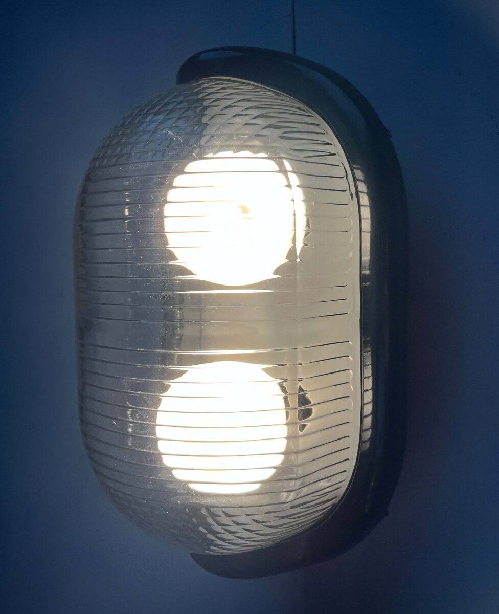 Wall Lamp Walnut Space Age Style Italian Modern Mid-Century by Achille Castiglioni for Flos, 1970s