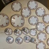 Service à dessert signé William Alsager Adderley, 25 pièces