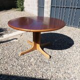 Batman table with extension