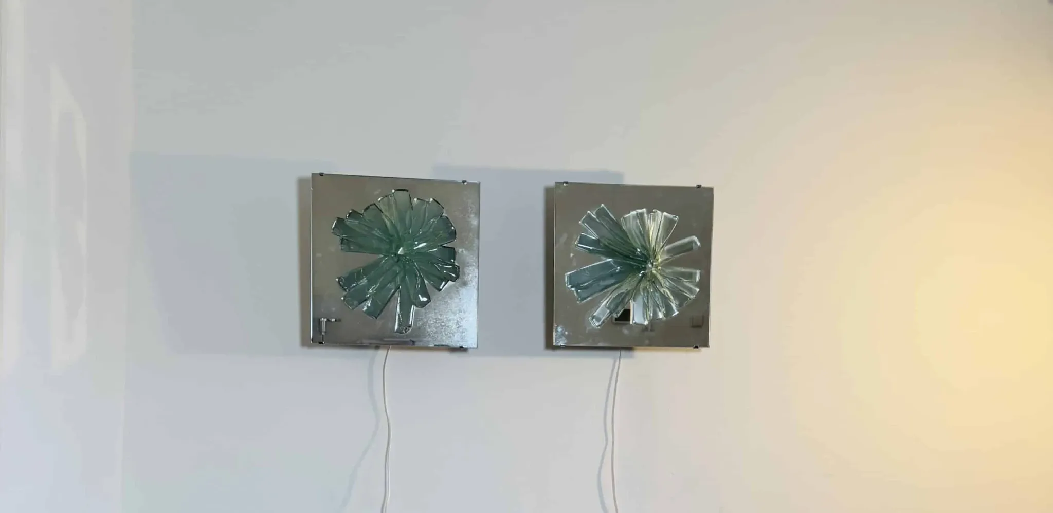 C-1540.00 Wall appliques Lichtreliëf by Raak Amsterdam, Netherlands, 1960s.