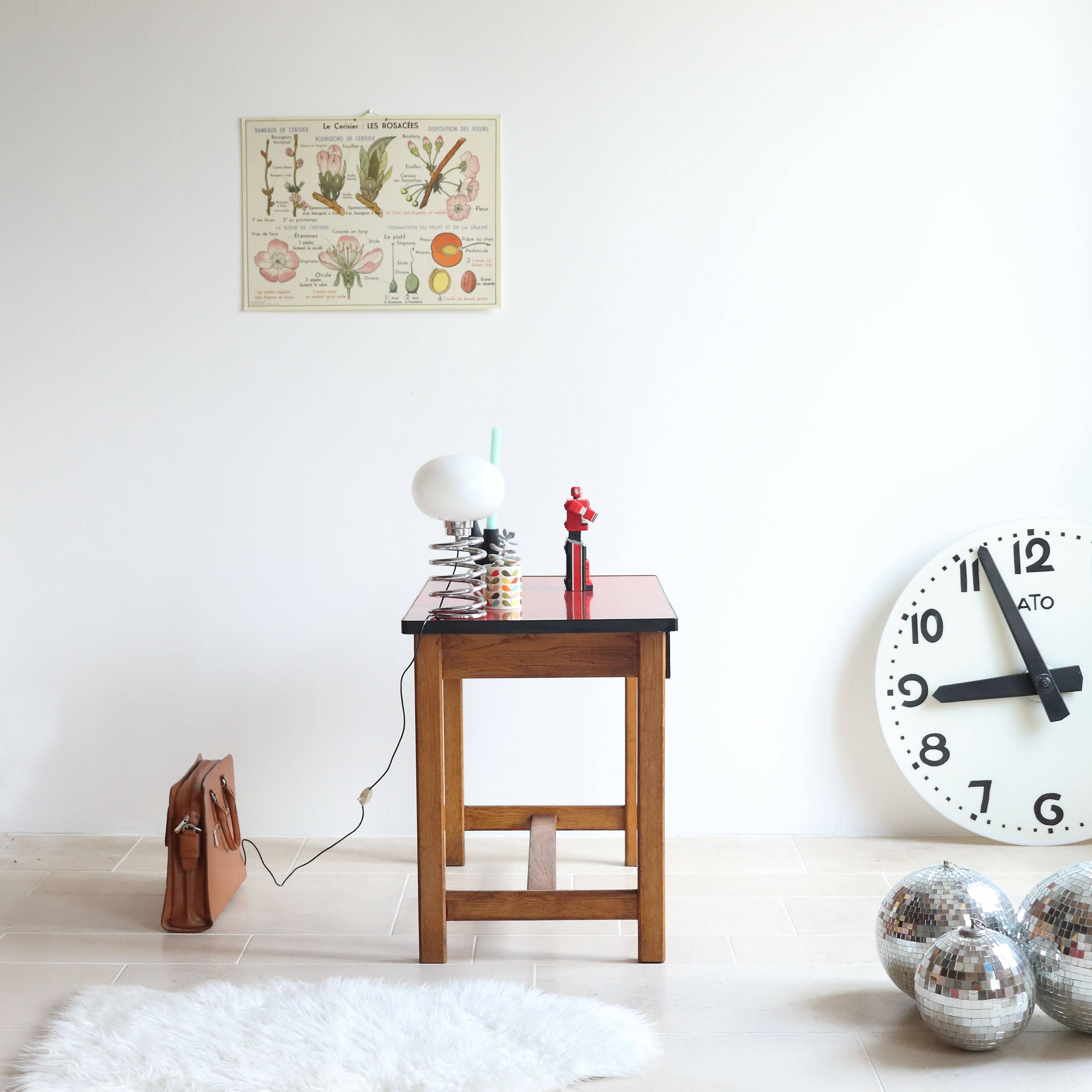 Vintage children's desk in solid oak and red formica, 50s/60s