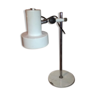 Small lamp to pose