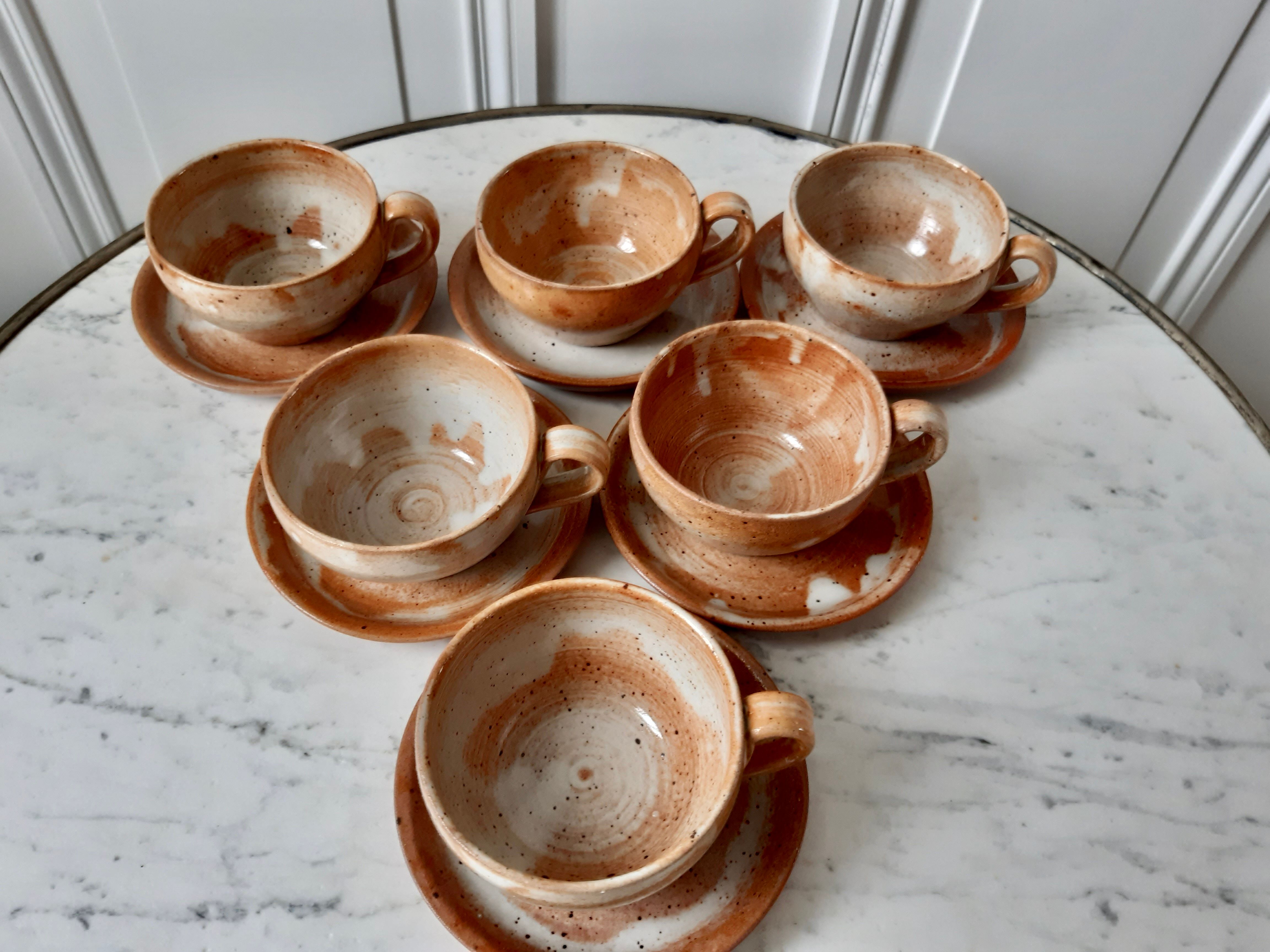Lot of 6 cups sandstone with saucer