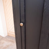 Armoire parisienne
