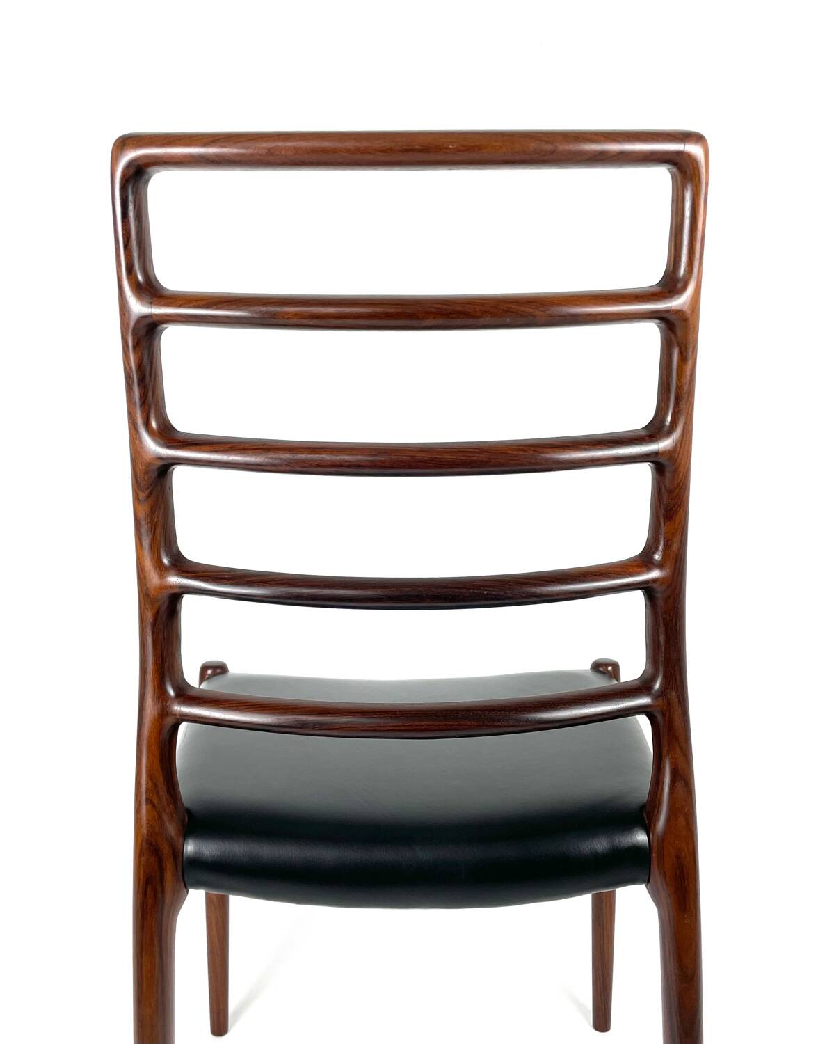 Set of 2 Niels Møller Model No 82 Chairs in Rosewood & Leather Denmark 60’s