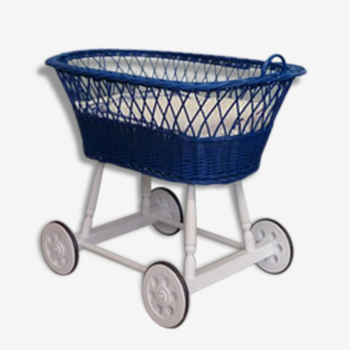 Landau in blue rattan