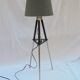 Lampe trépied