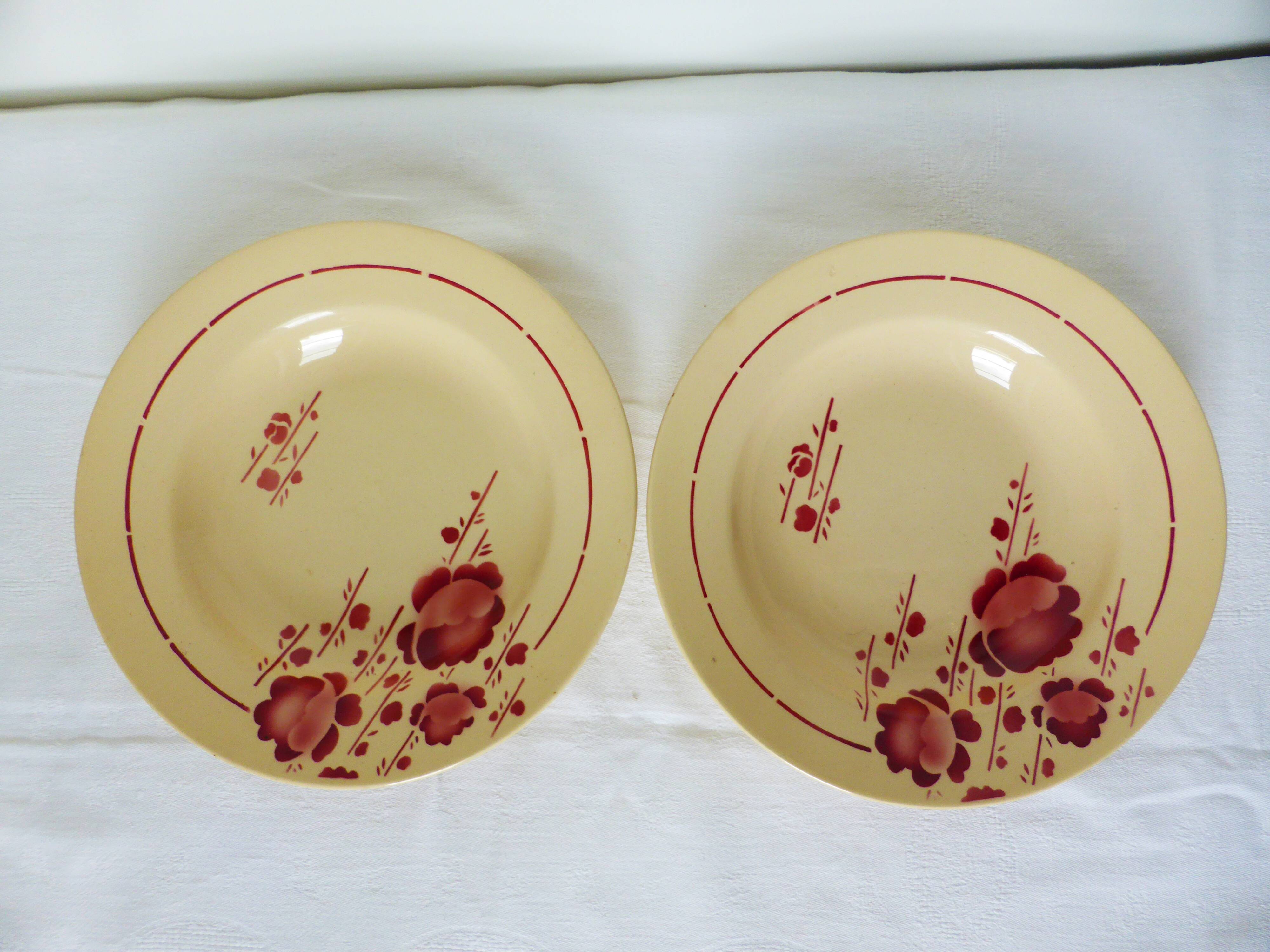 2 vintage deep plates from the St Amand factory 2103159