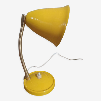 Lampe de bureau articulée vintage jaune en métal