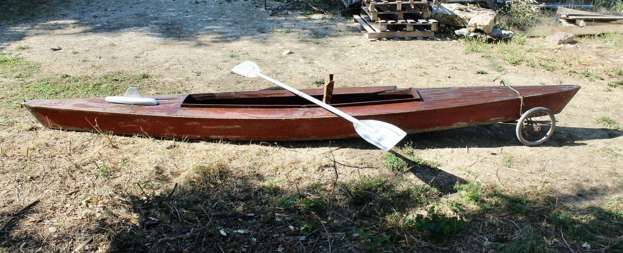 Yole en bois bernic